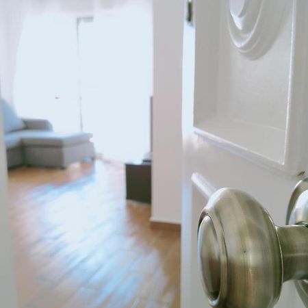 Апартаменты Apartamento Del Mercado Аямонте Экстерьер фото